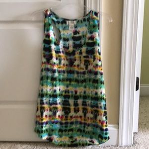 Sleeveless, racerback top